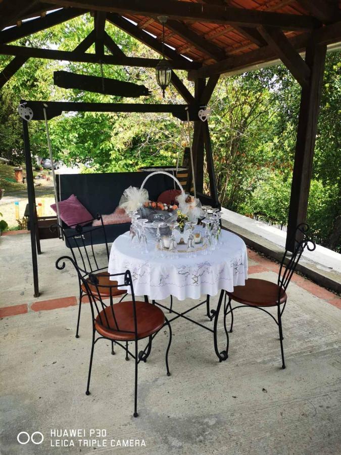 Country House Stoljetna Vila Seona ภายนอก รูปภาพ