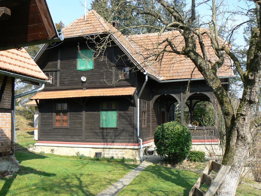 Country House Stoljetna Vila Seona ภายนอก รูปภาพ